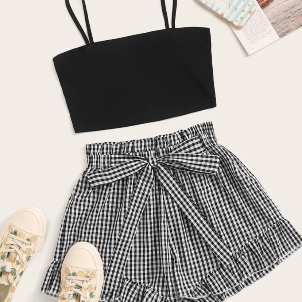🌻NWT Summer Set🌻Crop Top Cami & Gingham Shorts